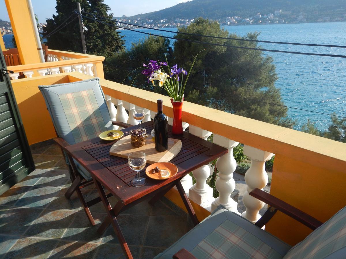 Apartments Val'S Osljak Preko Kültér fotó