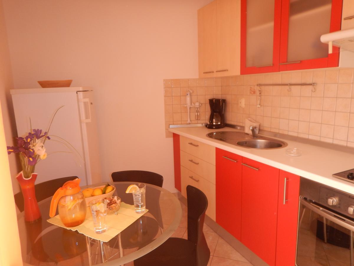 Apartments Val'S Osljak Preko Kültér fotó