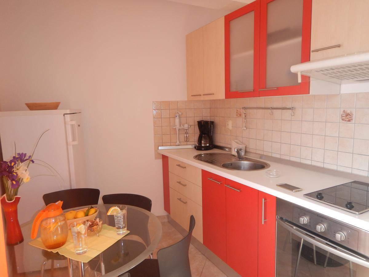 Apartments Val'S Osljak Preko Kültér fotó