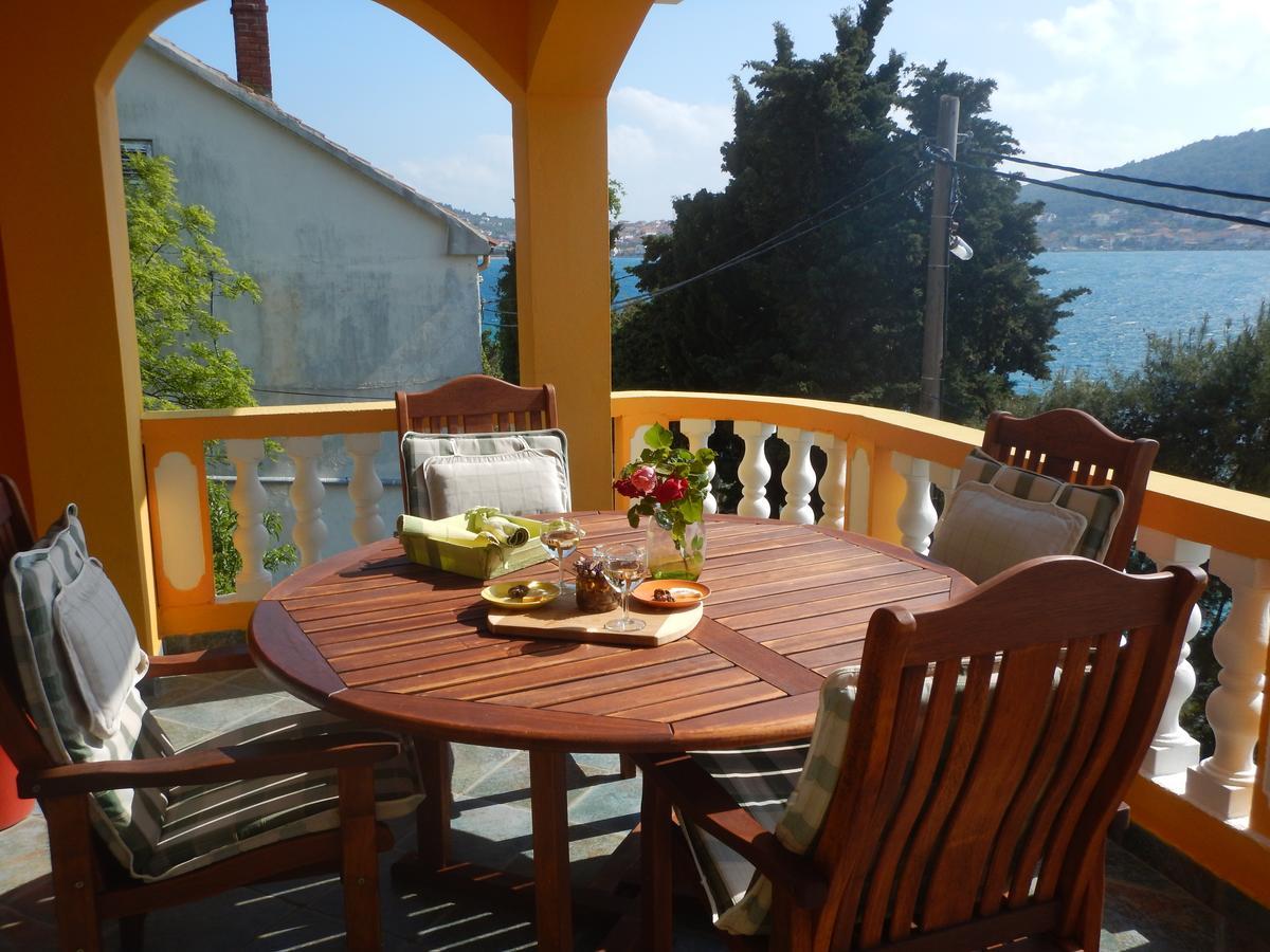 Apartments Val'S Osljak Preko Kültér fotó