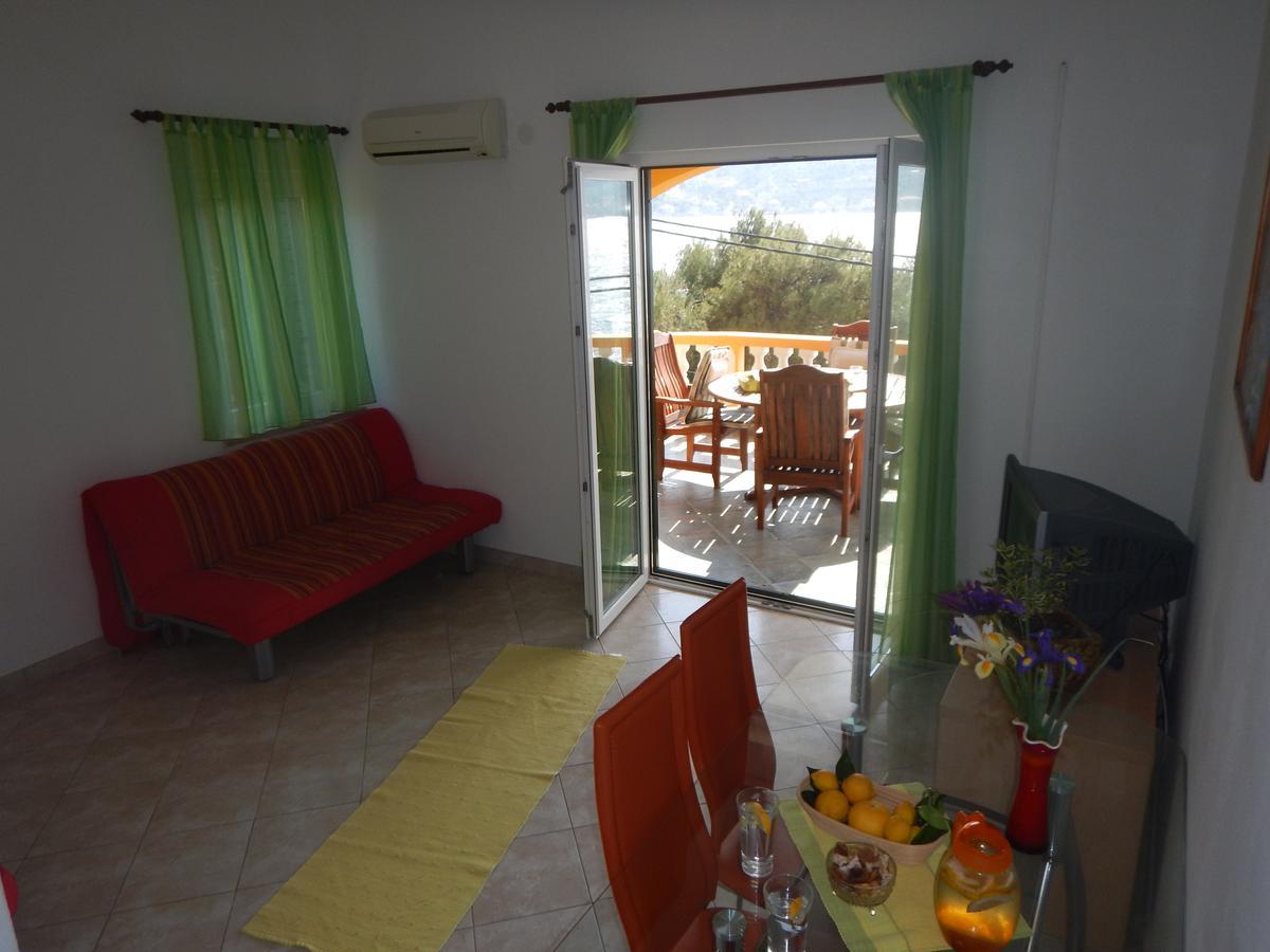 Apartments Val'S Osljak Preko Kültér fotó